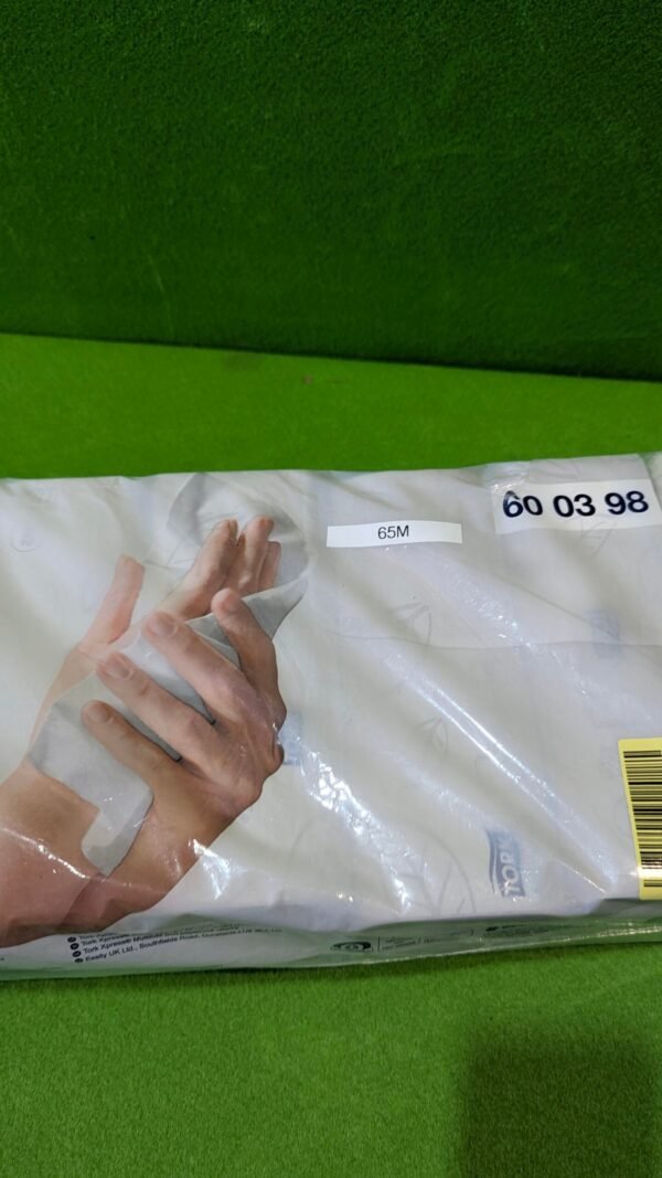 PXL_20251110_105740236-scaled-1.jpg Tork Xpress Toallas de Manos Suaves Plegables Blanco H2, Avanzadas, 2 capas, plegado 3 x 7 x 180 Hojas