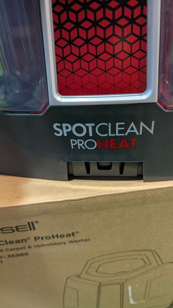 Aspiradora SpotClean ProHeat para alfombras y tapicerías.