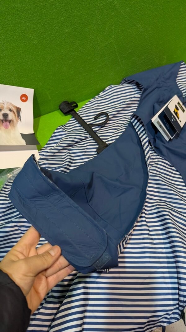 PXL_20251116_135528145.MP_-scaled-1.jpg HUNTER Chubasquero Milford para Perro 80 con Defecto