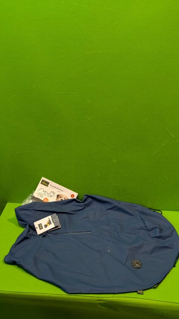 PXL_20251116_135655813.MP_-scaled-1.jpg HUNTER Chubasquero Milford para Perro 80 con Defecto