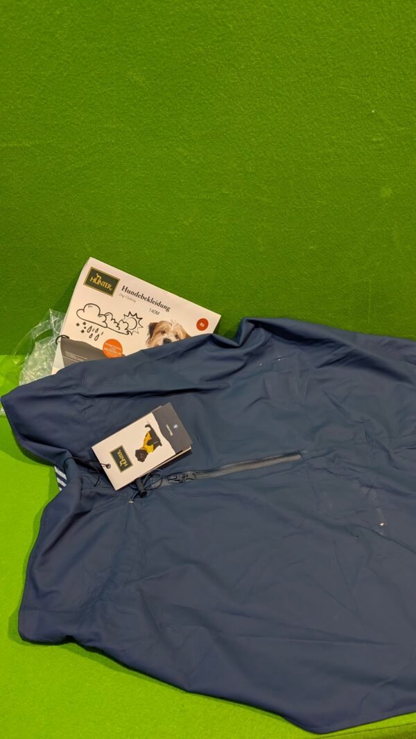 PXL_20251116_135704495.NIGHT_-scaled-1.jpg HUNTER Chubasquero Milford para Perro 80 con Defecto