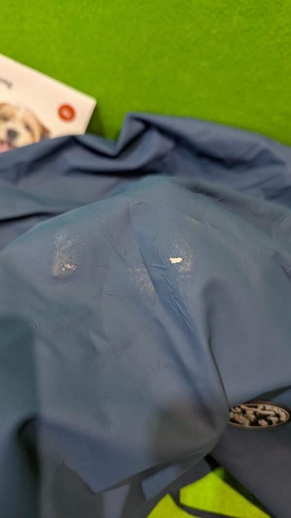 PXL_20251116_135739212.MP_-scaled-1.jpg HUNTER Chubasquero Milford para Perro 80 con Defecto