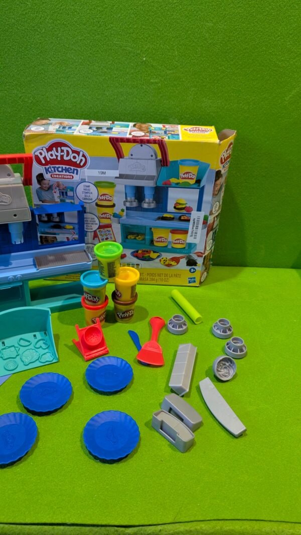 Play-Doh Kitchen Creations - Restaurante Divertido
