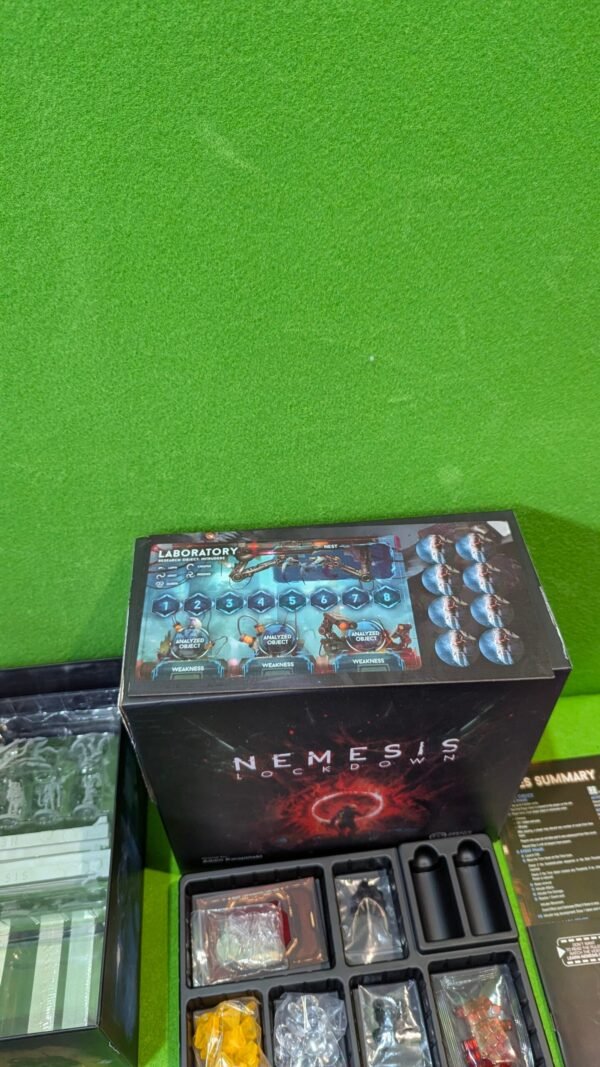 PXL_20251118_122501668-scaled-1.jpg Awaken Realms Nemesis: Lockdown