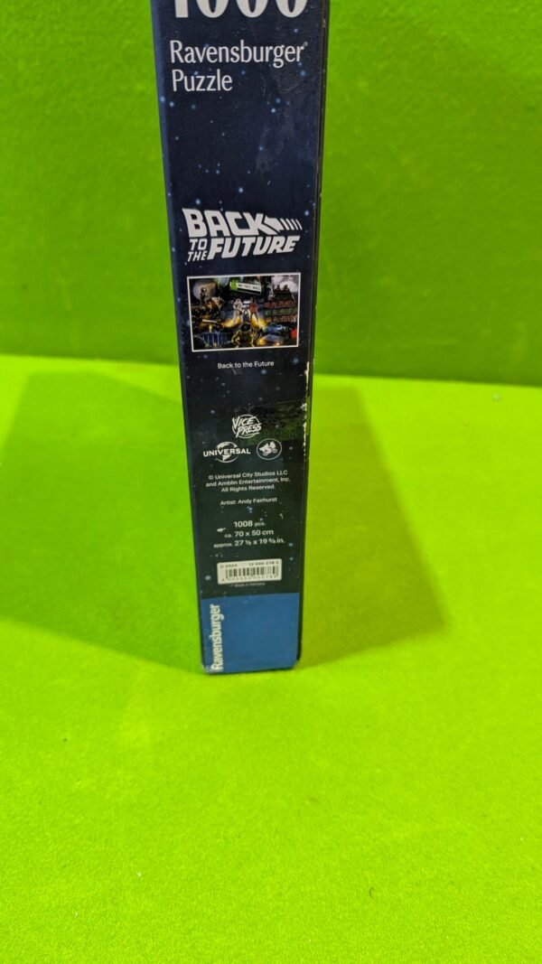Caja de puzzle Ravensburger de Regreso al Futuro