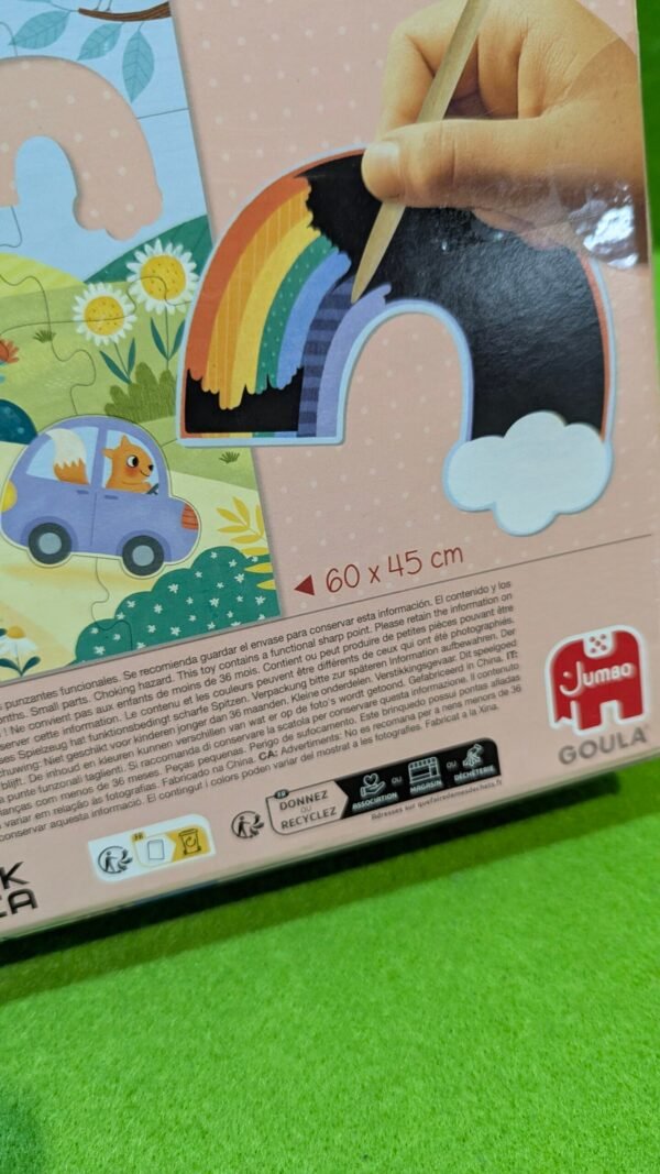 PXL_20251120_111344914-scaled-1.jpg Rompecabezas infantil con ilustraciones coloridas, 60x45 cm.