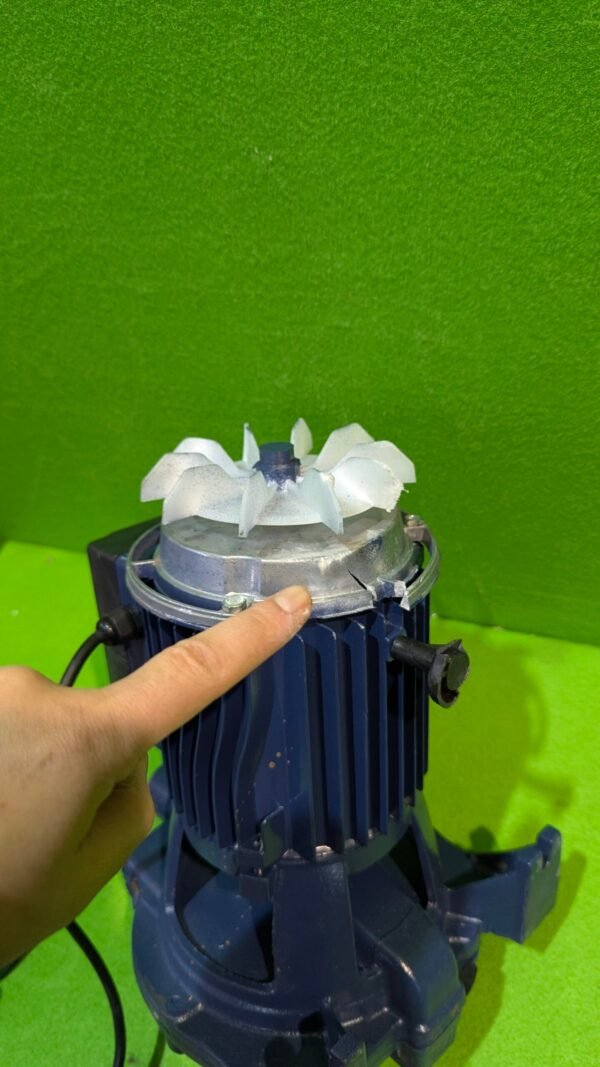 Bricoferr Bomba de Agua c/Doble Turbina - 1.5HP, 45m de Elevación, 117L/min