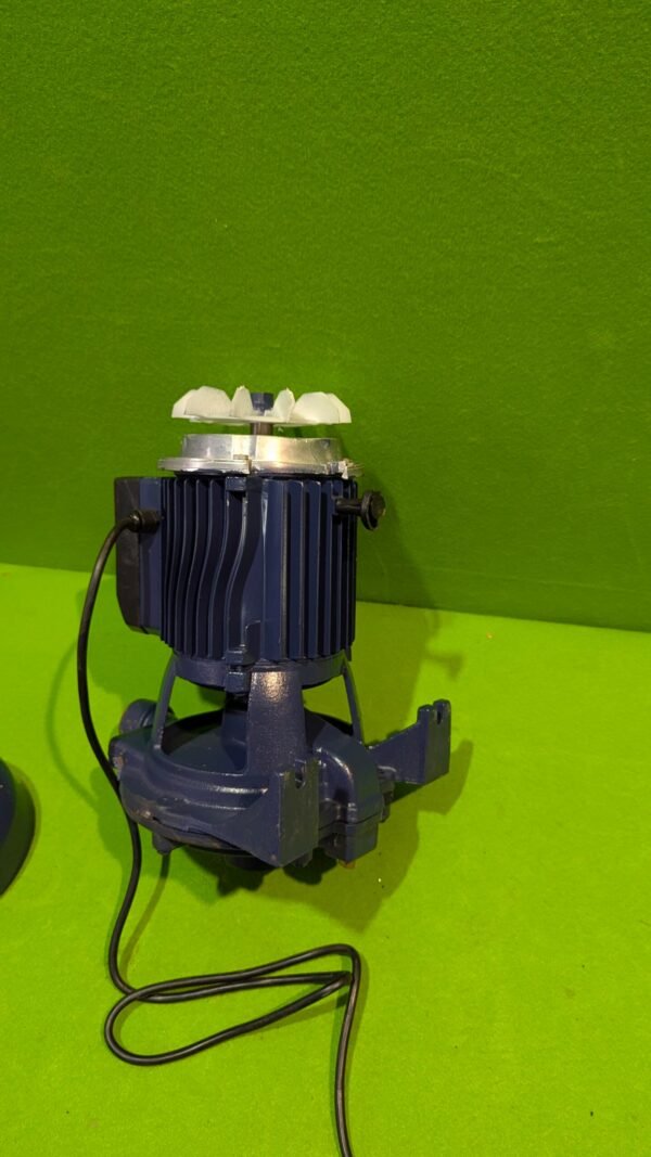 Bricoferr Bomba de Agua c/Doble Turbina - 1.5HP, 45m de Elevación, 117L/min