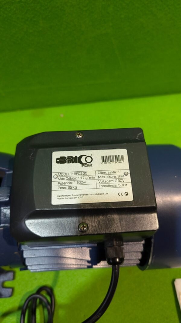 Bricoferr Bomba de Agua c/Doble Turbina - 1.5HP, 45m de Elevación, 117L/min
