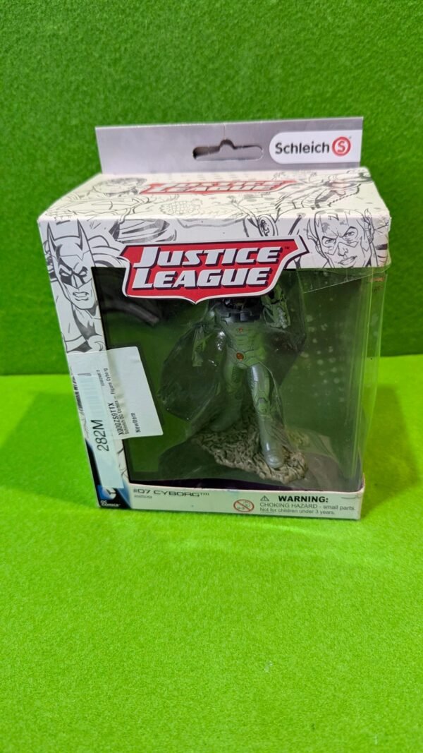 PXL_20251211_112402967-scaled-1.jpg Schleich DC Comics - Figura Cyborg