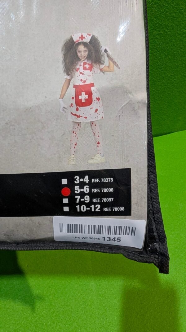 PXL_20260111_173551238-scaled-1.jpg Disfraz de Enfermera Zombi Niña 5-6 años