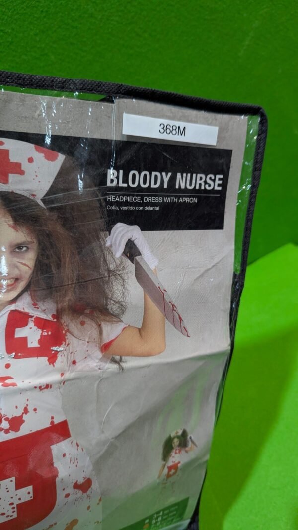 PXL_20260111_173601620-scaled-1.jpg Disfraz de Enfermera Zombi Niña 5-6 años