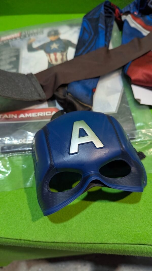 PXL_20260111_173733367-scaled-1.jpg Rubies - Disfraz oficial de los Vengadores del Capitán América, talla Large/Talla 8-10 años