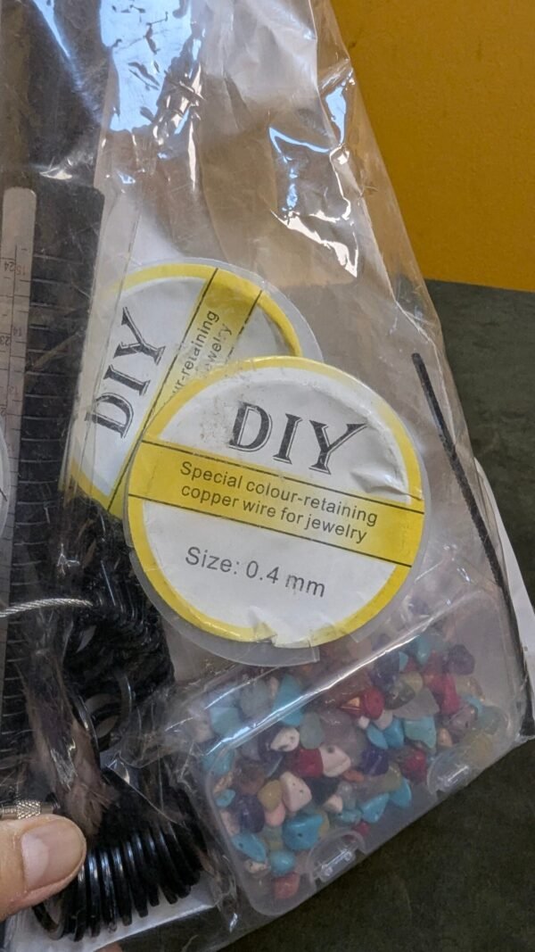 PXL_20260204_184558779-scaled-1.jpg Kit DIY de alambre de cobre para joyería.