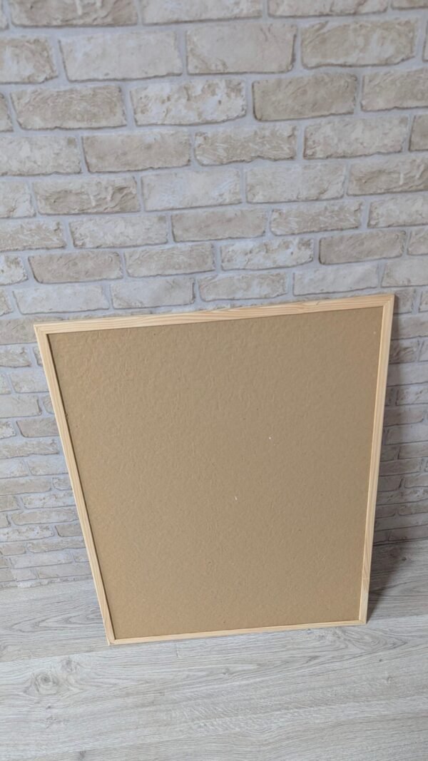 Pizarra blanca magnética con marco de madera de pino, 80 x 60 cm