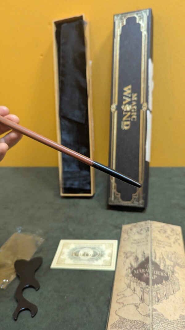 Varita mágica y mapa del merodeador