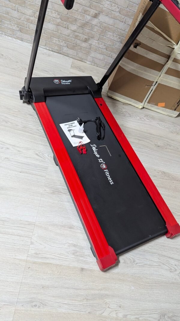 Cinta de Andar y Correr - Motor 1500W 2CV - soporta 150 kg