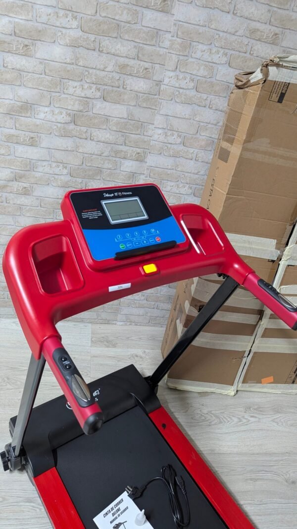 Cinta de Andar y Correr - Motor 1500W 2CV - soporta 150 kg