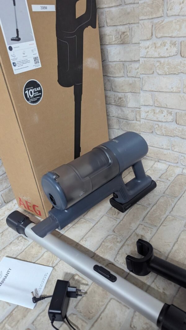 AEG Aspiradora Sin Cable AP61CB21DB, 21.6 V, Autonomía 40 min