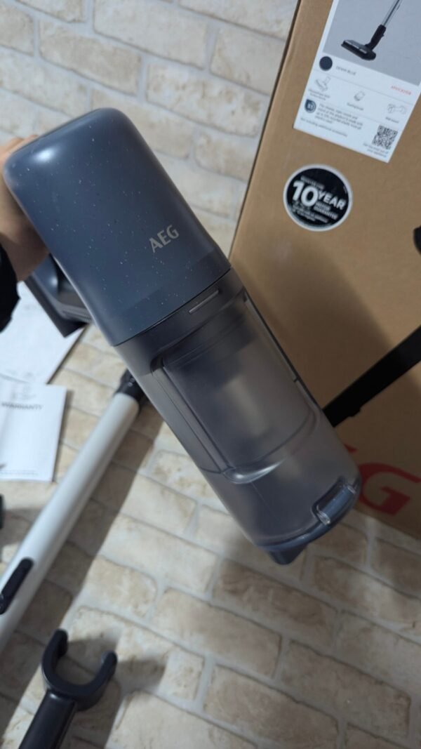 AEG Aspiradora Sin Cable AP61CB21DB, 21.6 V, Autonomía 40 min