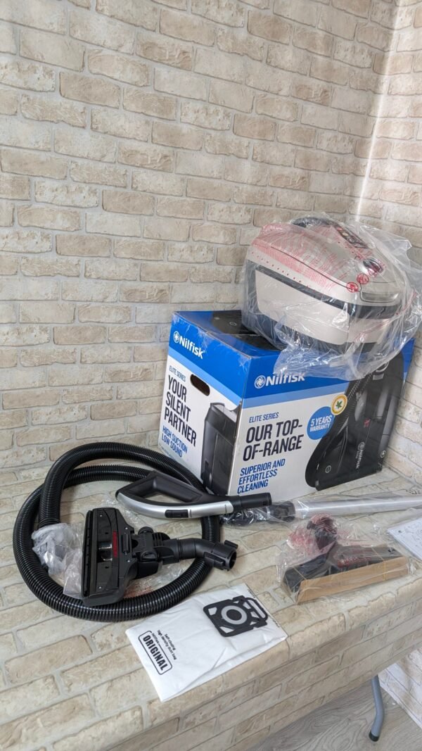 Nilfisk Aspiradora Elite para Suelos y Alfombras