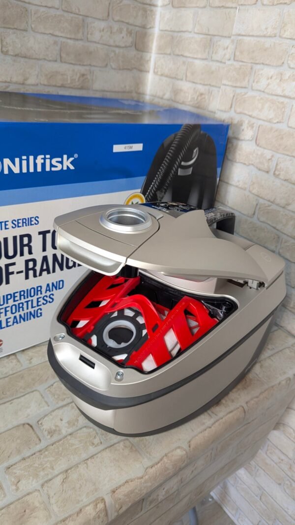 Nilfisk Aspiradora Elite para Suelos y Alfombras