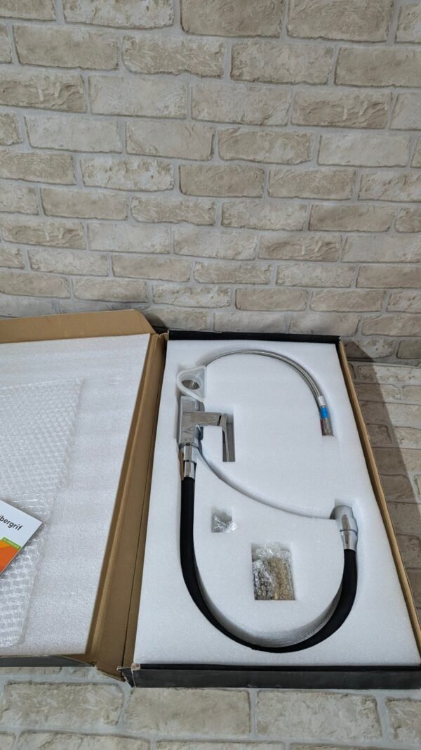 Ibergrif M14004-2 Prague – Grifo de cocina monomando con caño flexible negro y 2 funciones