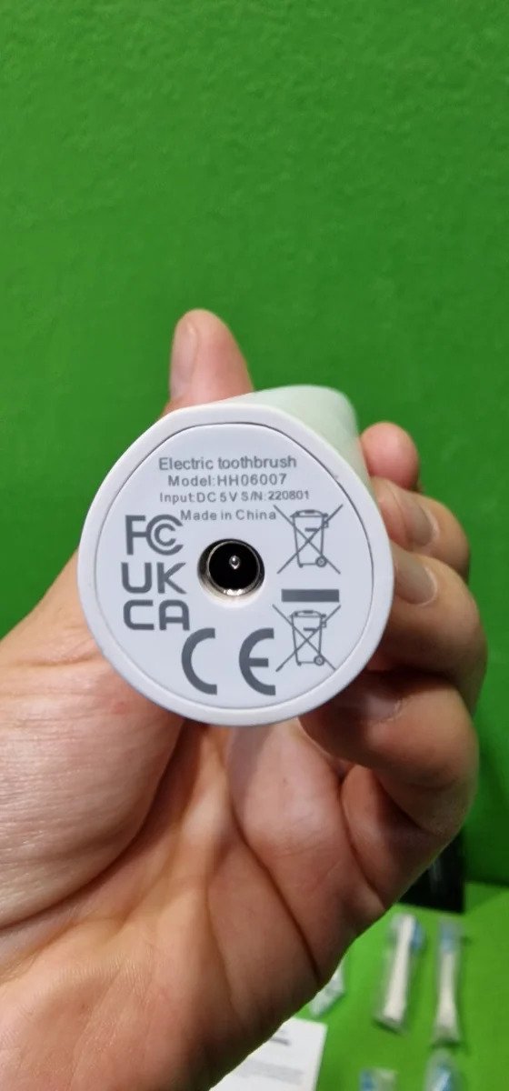 Cepillos de Dientes Electricos Sónico Adultos con 6 Cabezal