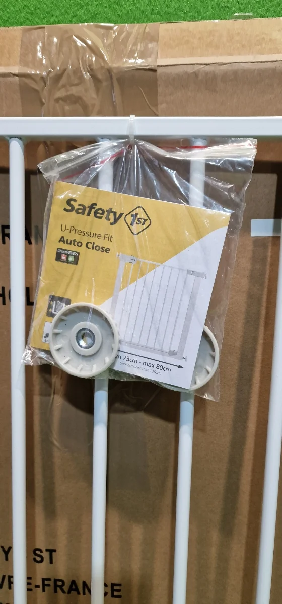 Safety 1st Auto Close barrera de seguridad para niños