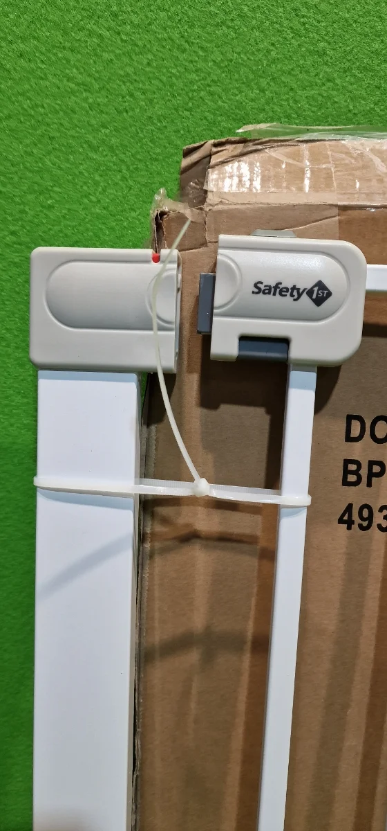 Safety 1st Auto Close barrera de seguridad para niños