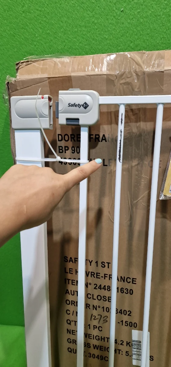 Safety 1st Auto Close barrera de seguridad para niños