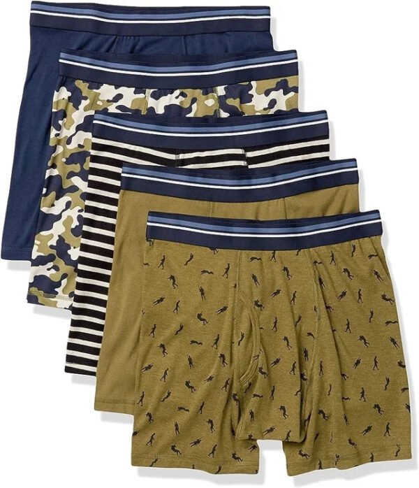 Lote de calzoncillos con diferentes estampados.