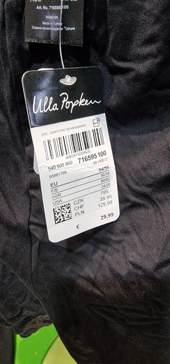 i3523540898.webp Etiqueta de ropa Ulla Popken con precios y tallas.