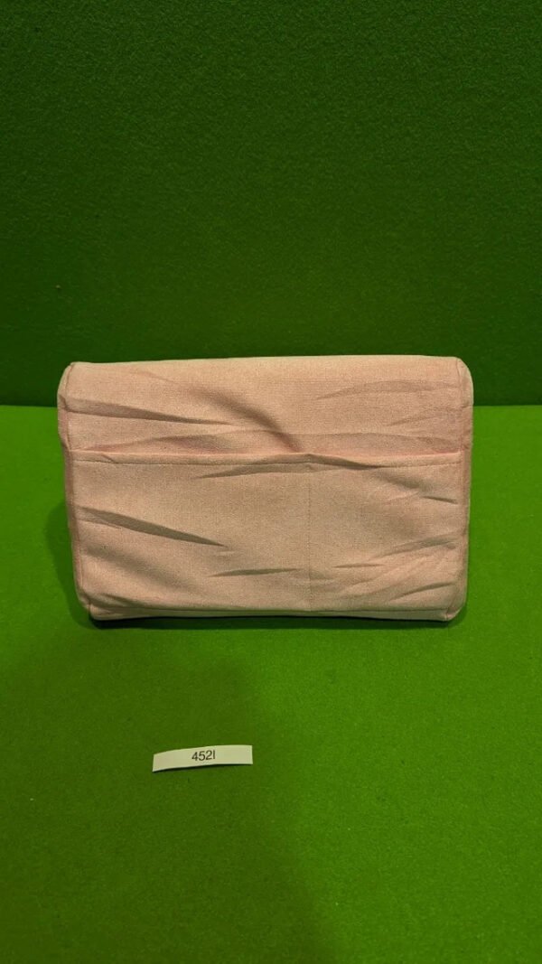 Almohada suave para tableta con bolsillo