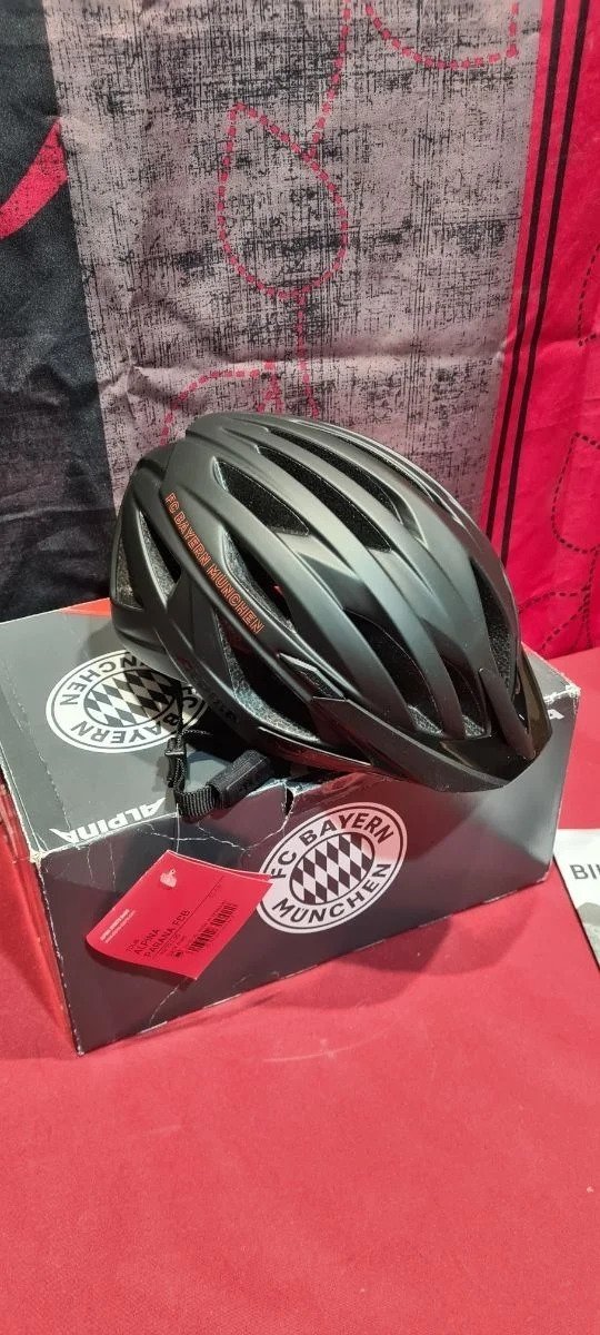 Alpina Casco Parana FCB Talla: 51 - 56