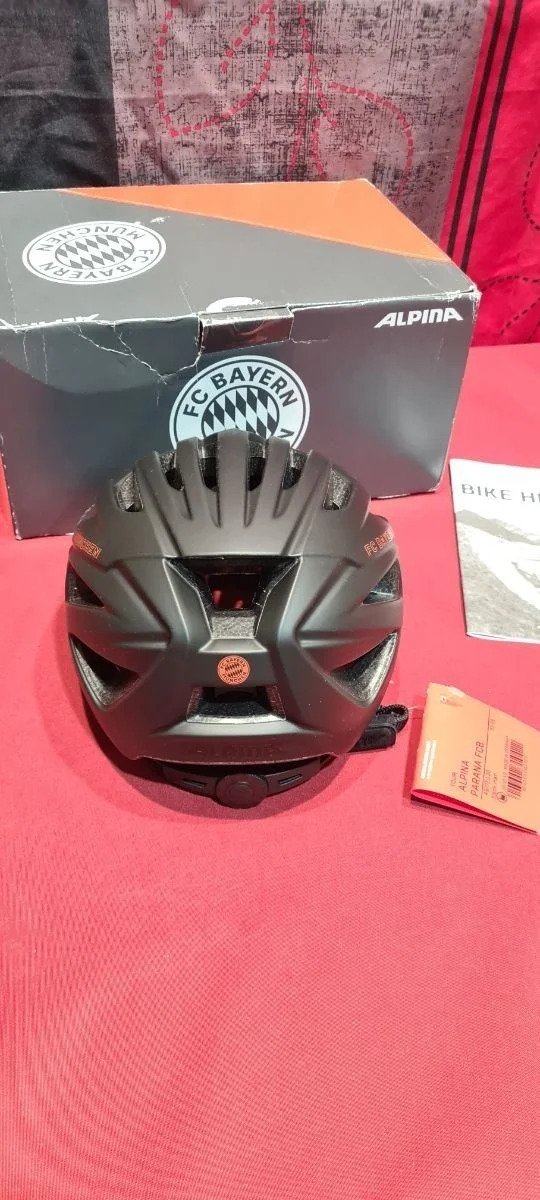 Alpina Casco Parana FCB Talla: 51 - 56