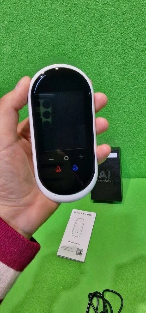 Birgus Traductor electrónico de Voz T8