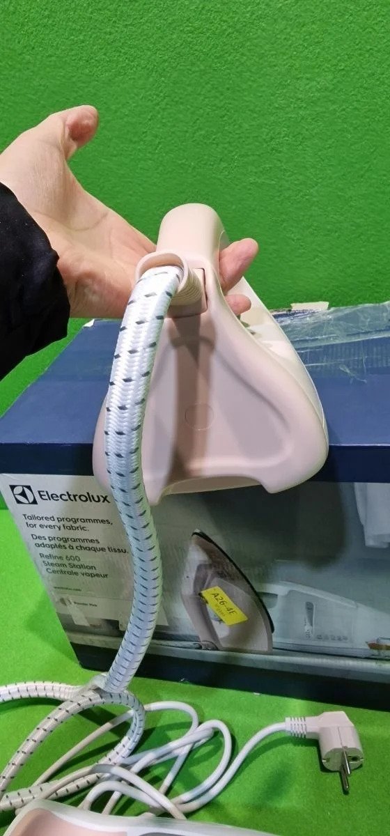 i4902726255.webp Electrolux plancha E6ST1-4PP Calentador Potencia de 2400 W