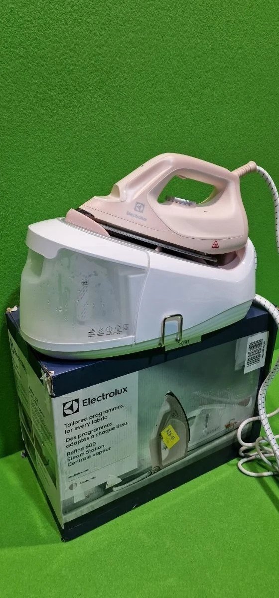 i4902726281.webp Electrolux plancha E6ST1-4PP Calentador Potencia de 2400 W