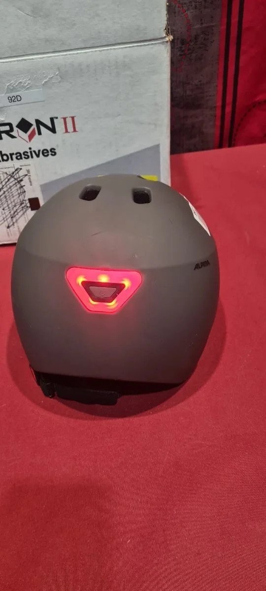 Casco ALPINA Brooklyn Café/Gris Mate Tamaño: 52-57 cm