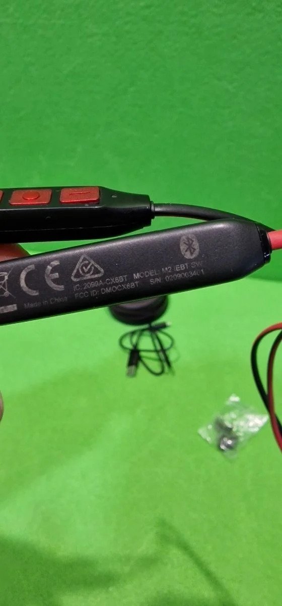 Sennheiser Momentum Free Auriculares