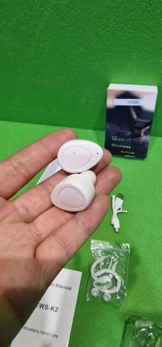 qimh Mini Bluetooth 4.2 auriculares