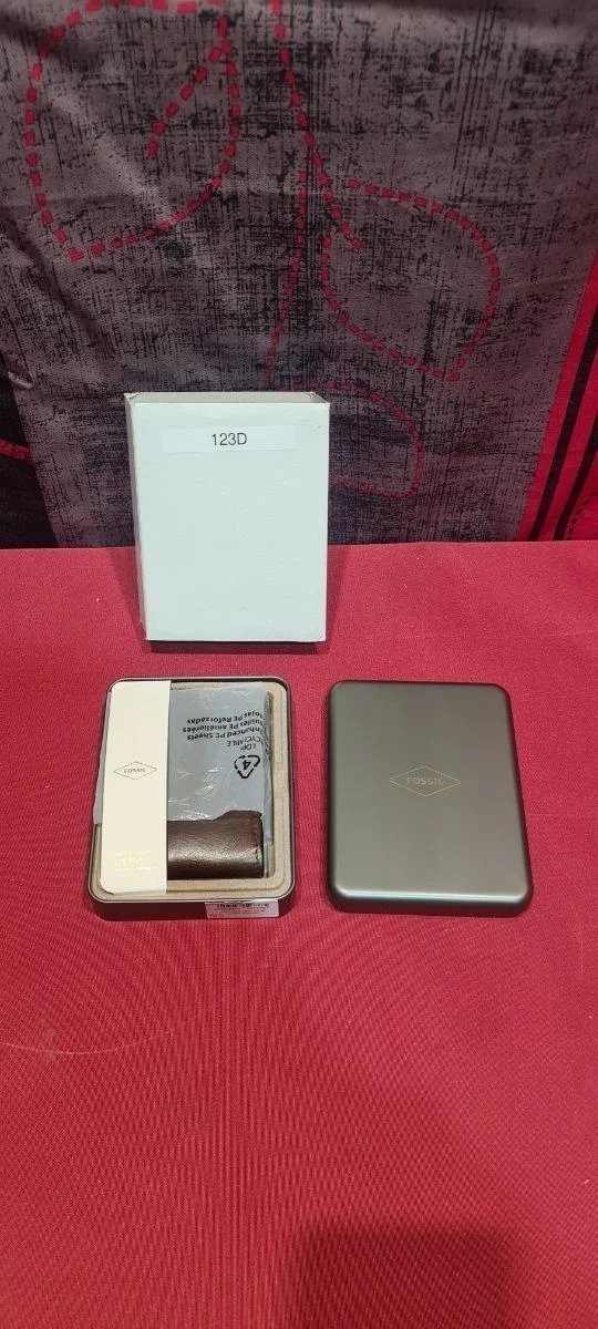 i5096635445.webp Cartera plegable Derrick con clip para billetes