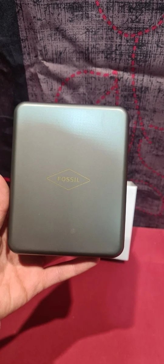 i5096636607.webp Cartera plegable Derrick con clip para billetes