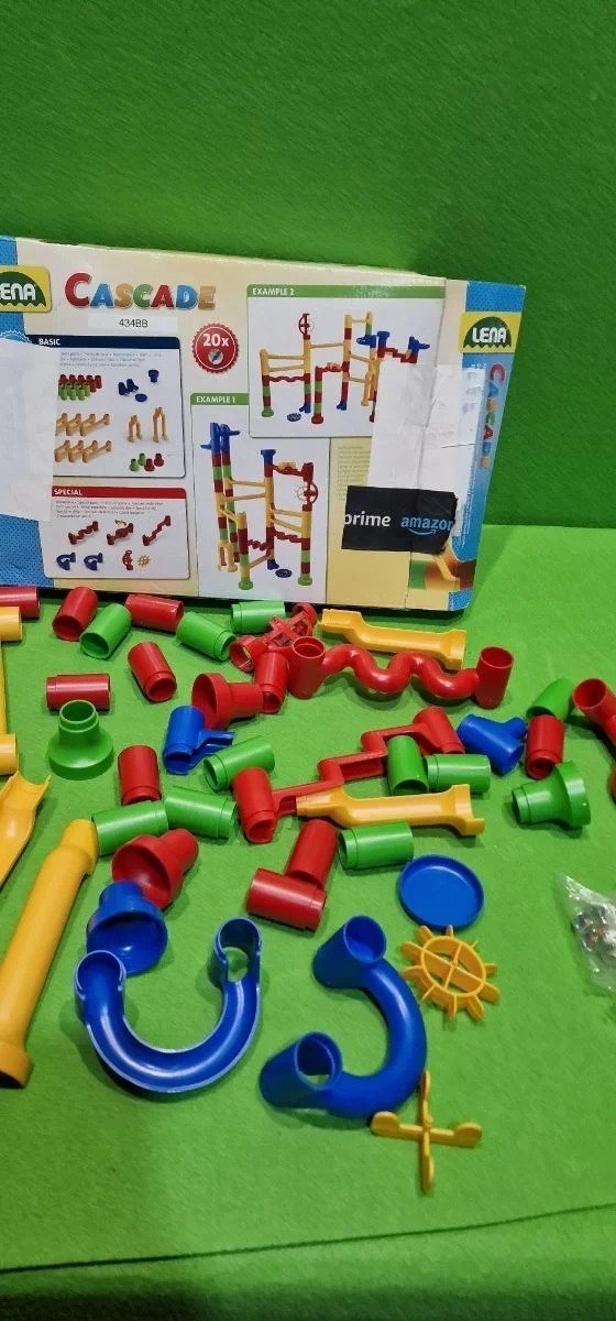 Juego de pista de canicas Consta de 48 elementos de ferrocarril