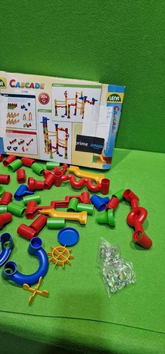 Juego de pista de canicas Consta de 48 elementos de ferrocarril