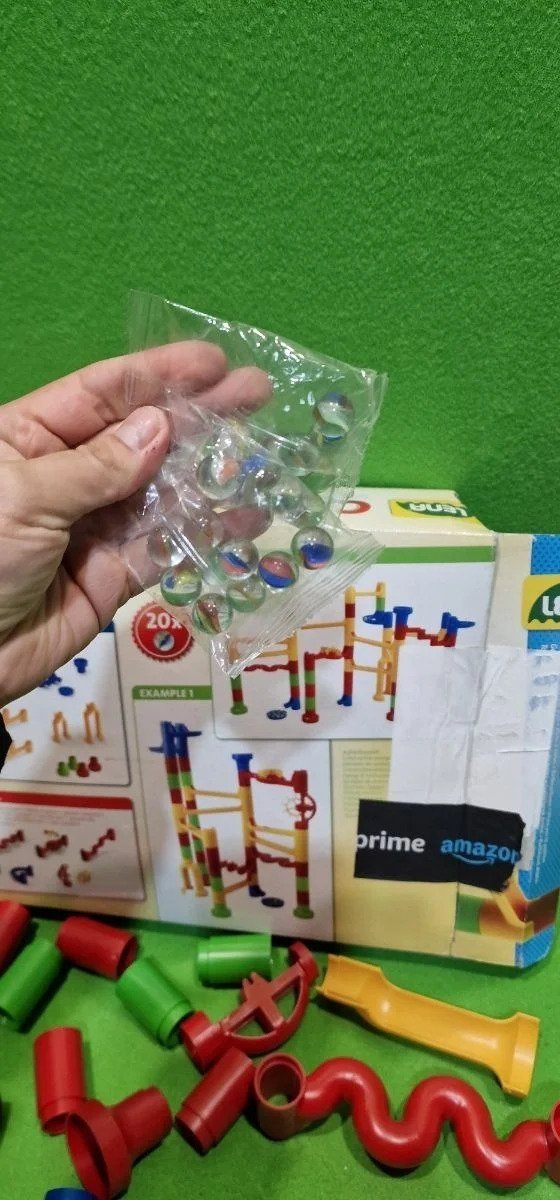 Juego de pista de canicas Consta de 48 elementos de ferrocarril