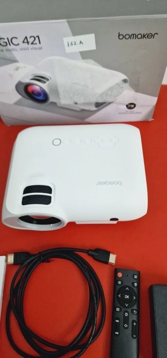 Proyector magic 421 max