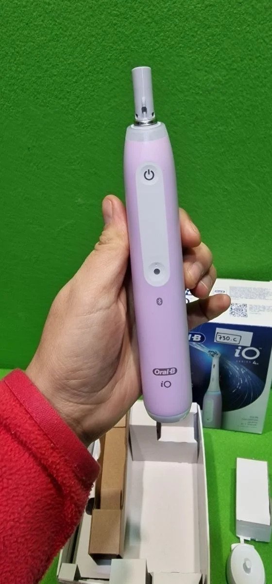 Oral-B iO4N Cepillo de Dientes Eléctrico con Mango Recargable