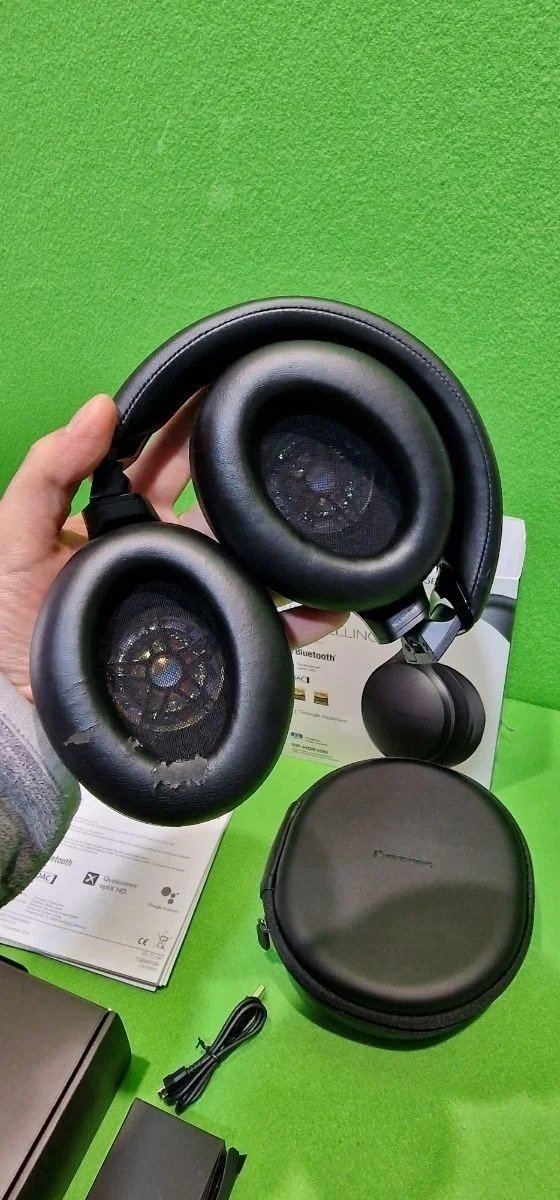 Panasonic RP-HD610NE-K - Auriculares Bluetooth Premium
